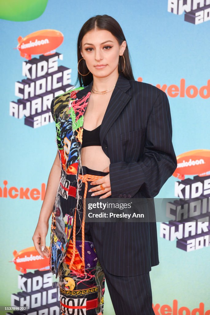 Brianna Mazzola attends Nickelodeon's 2019 Kids' Choice Awards at