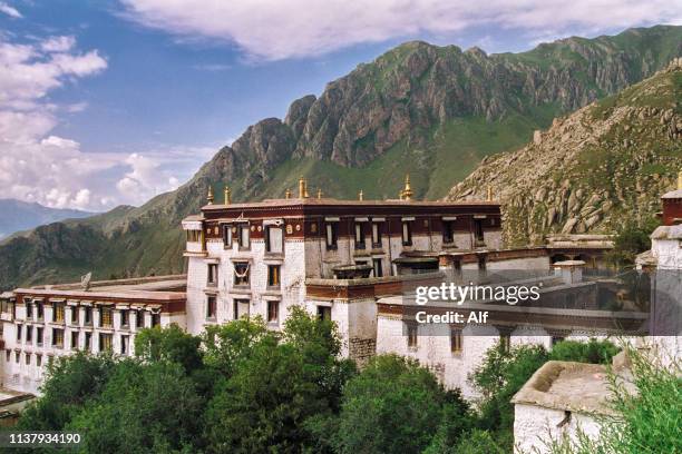 sera monastery in lhasa, tibet, china - lhasa stock pictures, royalty-free photos & images