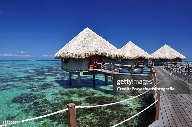 tahiti in the pacific ocean - tahiti stock pictures, royalty-free photos & images