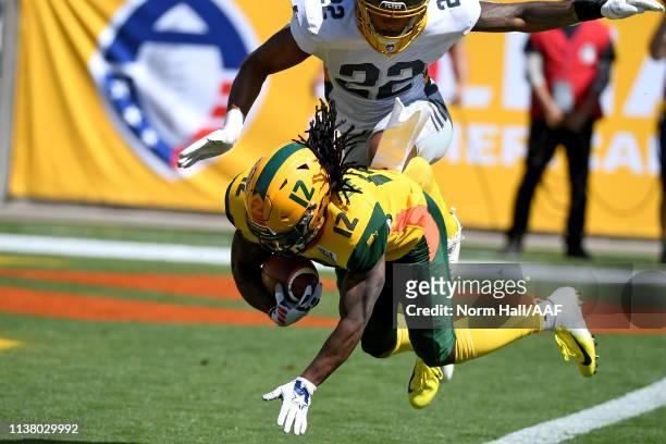 Deion Holliman of the Arizona Hotshots scores a receiving touchdown against Jordan Martin of the San Diego Fleet during the first half of the...