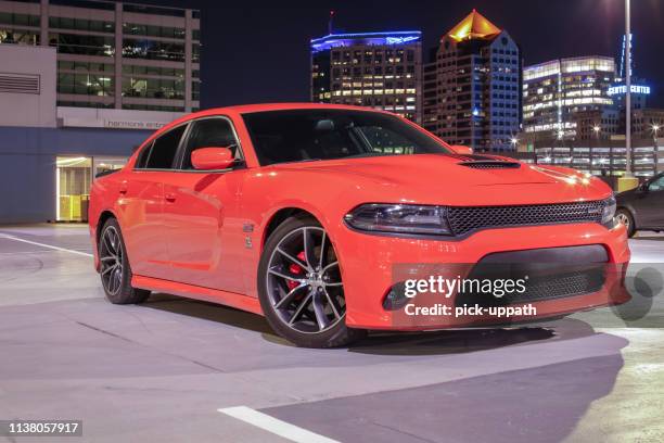 2019 dodge challenger - dodge stock-fotos und bilder