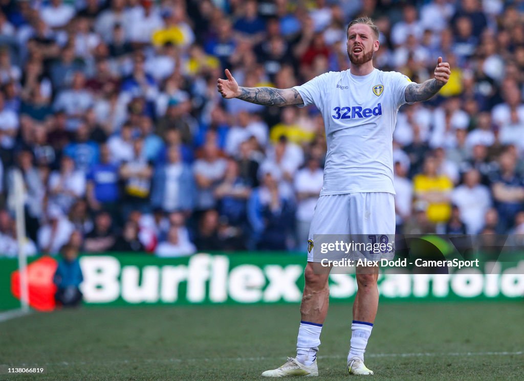 Leeds United v Wigan Athletic - Sky Bet Championship