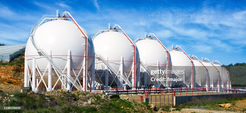 Onder druk gezette gas tanks