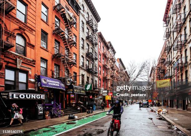 streets of greenwich village - manhattan, new york city - west village stock pictures, royalty-free photos & images