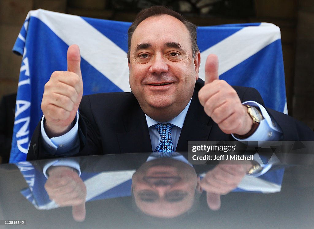 Alex Salmond Retains His Post As First Minister And Creates Scotland's First Majority Government