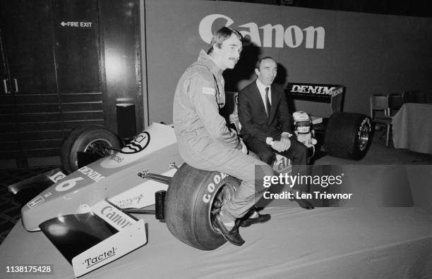 British racing driver Nigel Mansell and British businessman, former racing car driver and mechanic Frank Williams, UK, 14th December 1984.