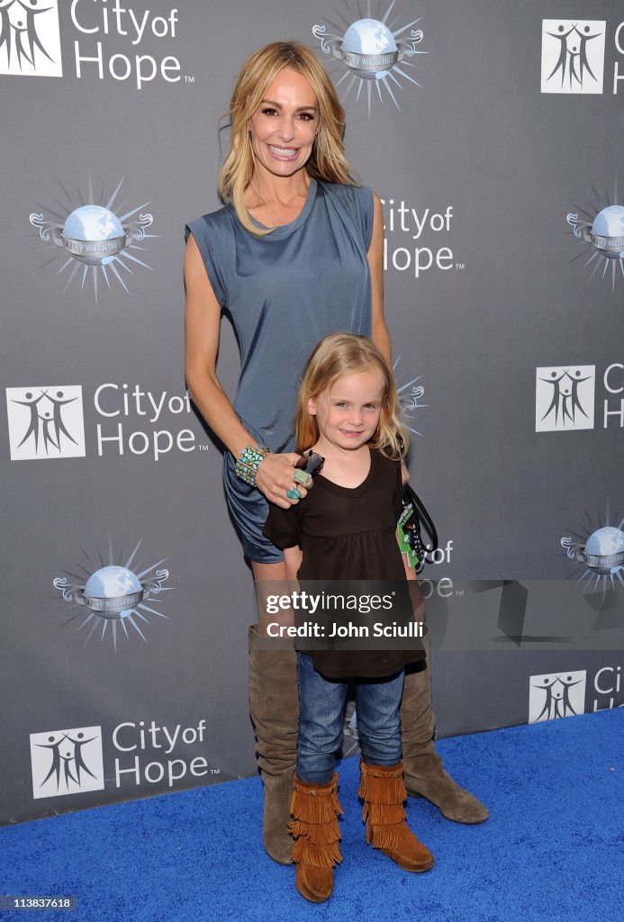 City of Hope Honors Shelli And Irving Azoff With The 2011 Spirit Of Life Award - Red Carpet