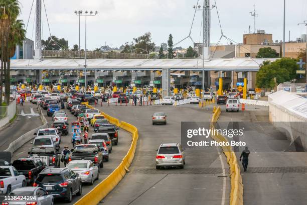 usa/mexico border-san ysidro boundary - san ysidro port of entry stock-fotos und bilder