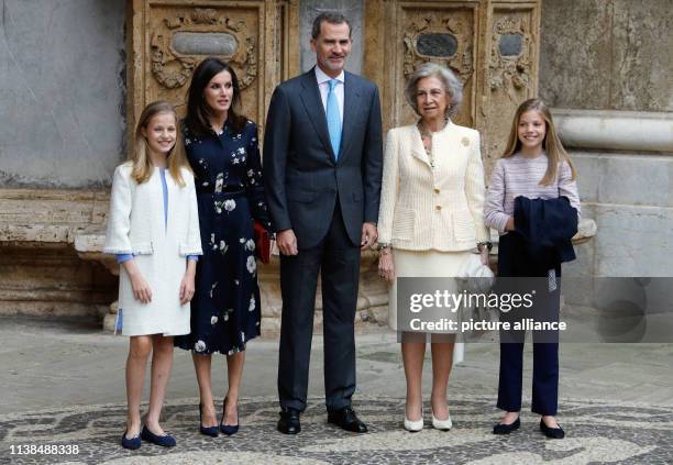 April 2019, Spain, Palma de Mallorca: King Felipe of Spain , his mother Queen Sofia , Queen Letizia and their daughters Crown Princess Leonor and...