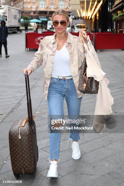 Billie Faiers arriving at Heart Breakfast on March 27, 2019 in London, England.