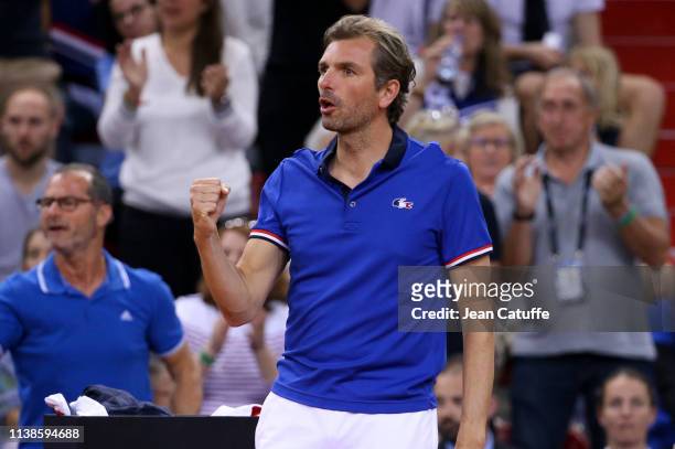 Captain of France Julien Benneteau during day 2 of the Fed Cup semi-final between France and Romania at Kindarena on April 21, 2019 in Rouen, France.