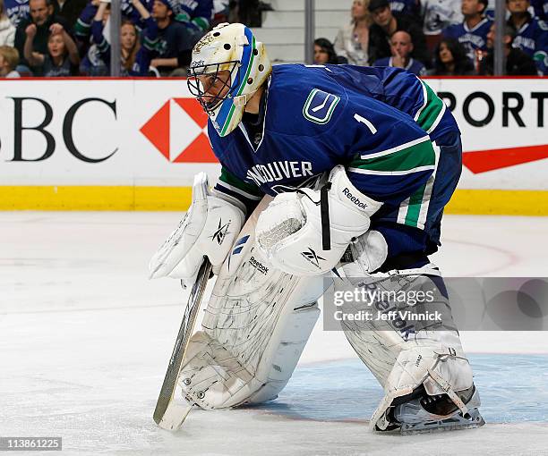 Roberto Luongo of the Vancouver Canucks looks on from his crease against the Nashville Predators in Game Five of the Western Conference Semifinal of...