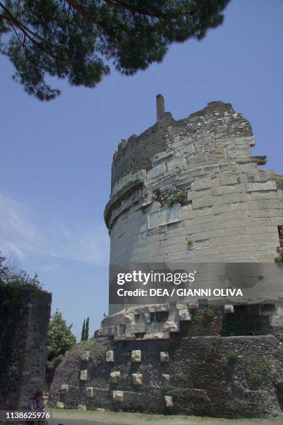 Metella Tomb Of Caecilia Metella Photos and Premium High Res Pictures - Getty ...