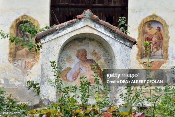 Frescoes on a farmhouse, Cermes, Trentino-Alto Adige, Italy.