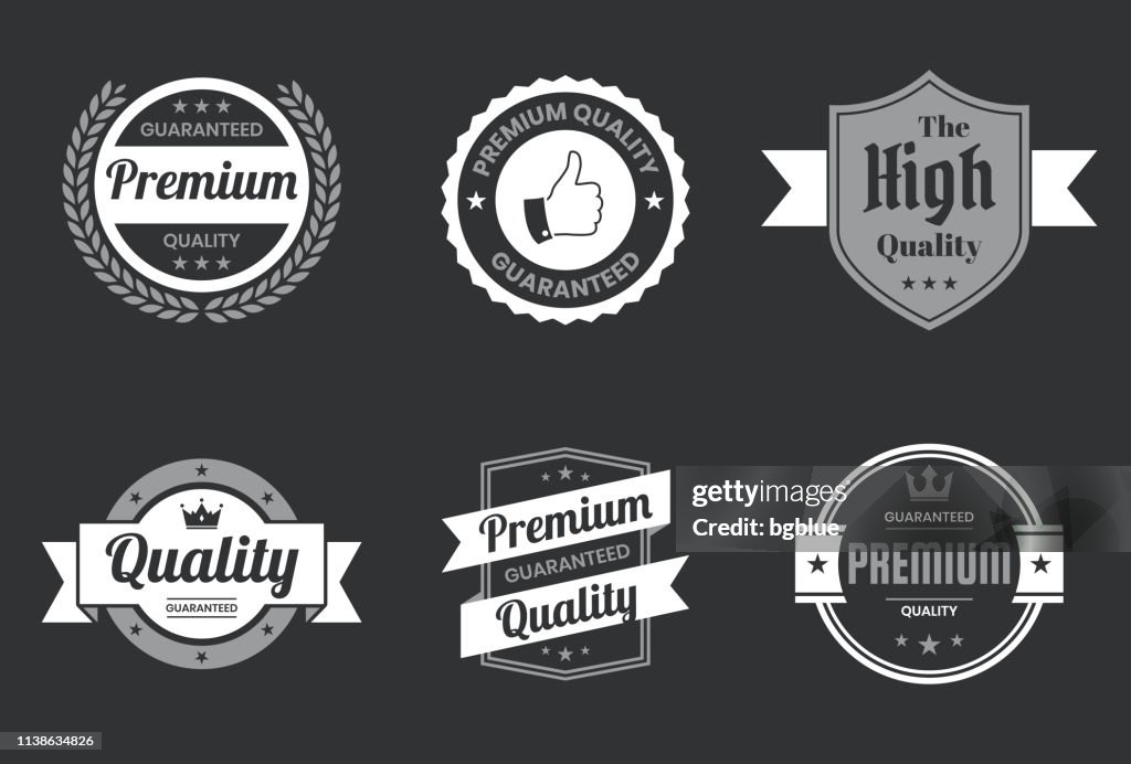Uppsättning "kvalitet" vita emblem och etiketter-design Elements