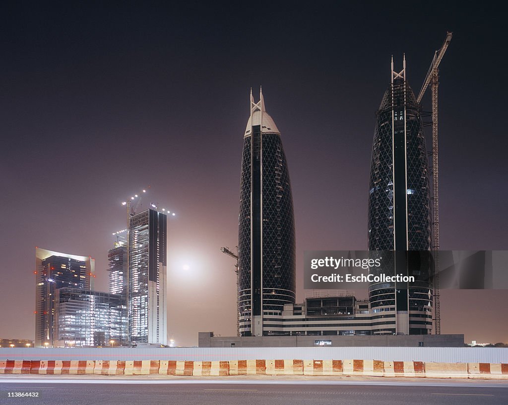 Office construction in an ever expanding Dubai