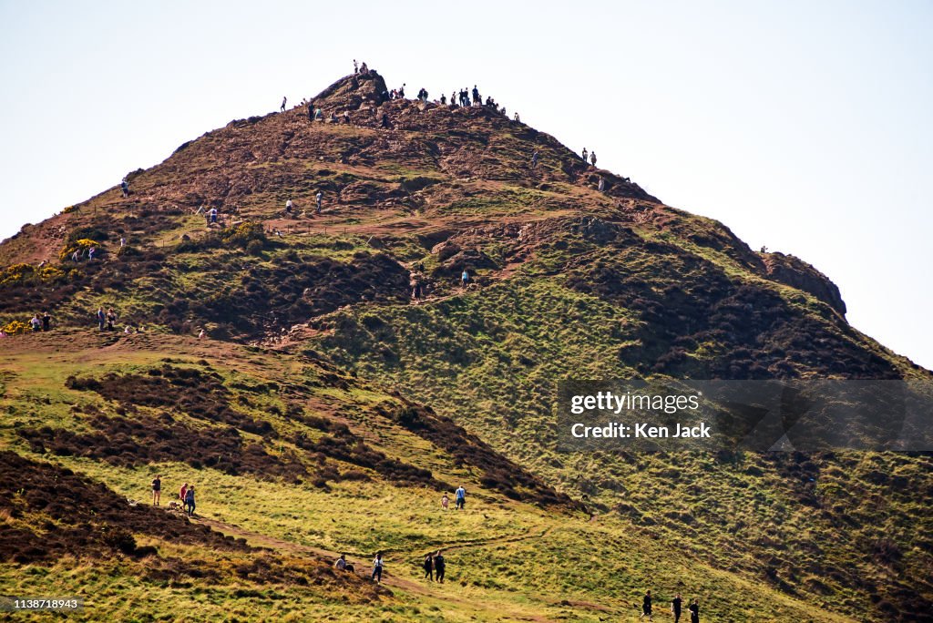 UK Set For Hot Weather Over Easter Weekend