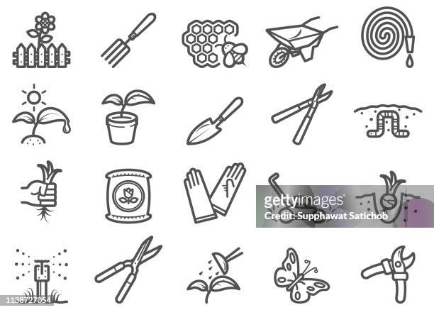 bildbanksillustrationer, clip art samt tecknat material och ikoner med trädgårds skötsel linje ikoner set - säck