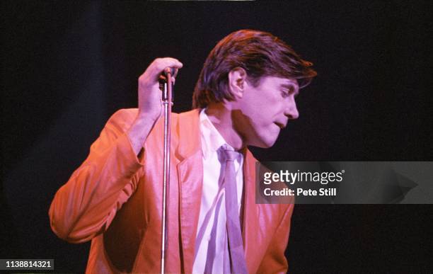Bryan Ferry of Roxy Music performs on stage at Hammersmith Odeon on May 17th, 1979 in London, United Kingdom.