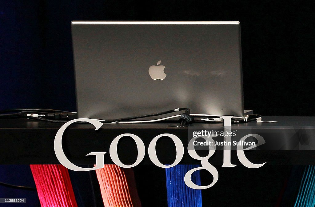 Apple Overtakes Google As World's Most Valuable Brand