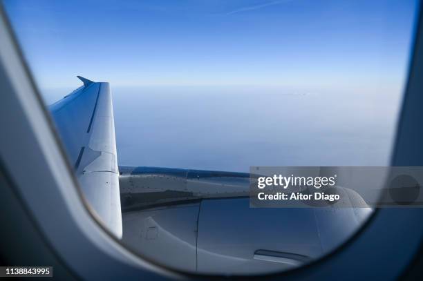 aerial view of airplanes wing. - glider stock pictures, royalty-free photos & images