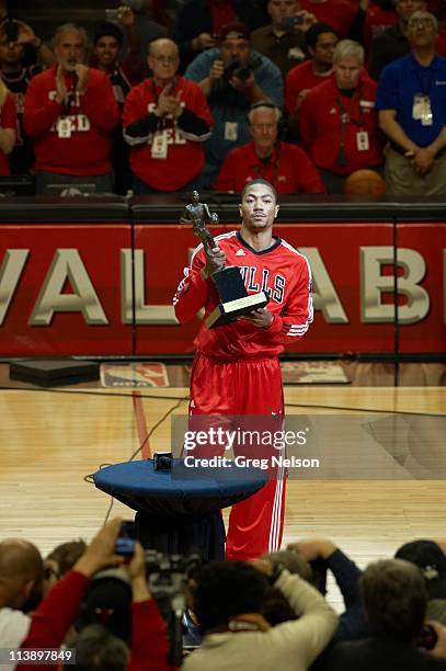 Playoffs: Chicago Bulls Derrick Rose with Maurice Podoloff MVP Trophy before game vs Atlanta Hawks at United Center. Game 2. Chicago, IL 5/4/2011...