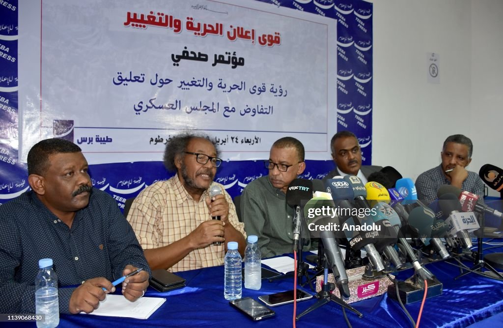 Sudan opposition rejects deadline for handover of power