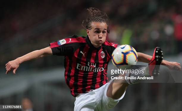 Diego Laxalt of AC Milan controls the ball during the TIM Cup match between AC Milan and SS Lazio at Stadio Giuseppe Meazza on April 24, 2019 in...