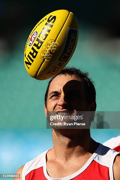 Daniel Bradshaw trains during a Sydney Swans AFL training session at Sydney Cricket Ground on May 10, 2011 in Sydney, Australia.