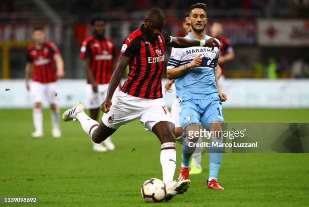 Tiemoue Bakayoko of AC Milan kicks a ball during the TIM Cup match between AC Milan and SS Lazio at Stadio Giuseppe Meazza on April 24, 2019 in...