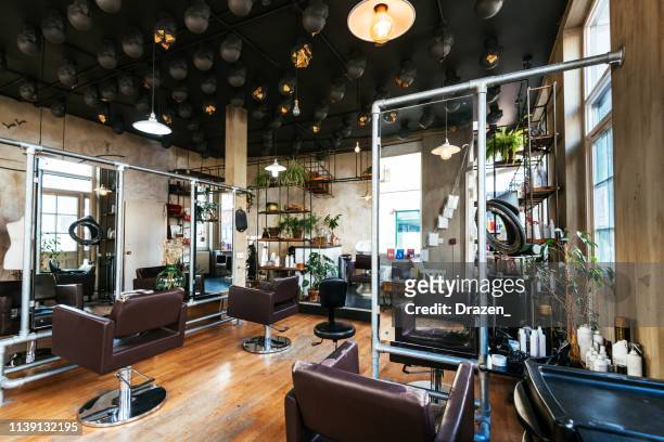 modern hair salon - hair salon imagens e fotografias de stock