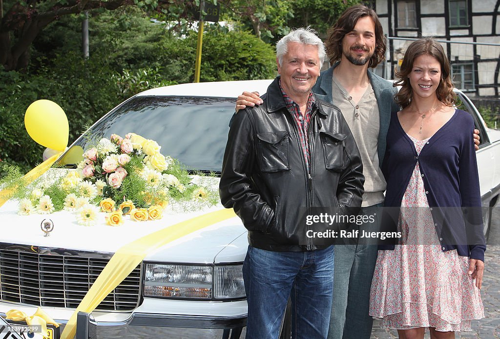 "Jesus Loves Me" Photocall