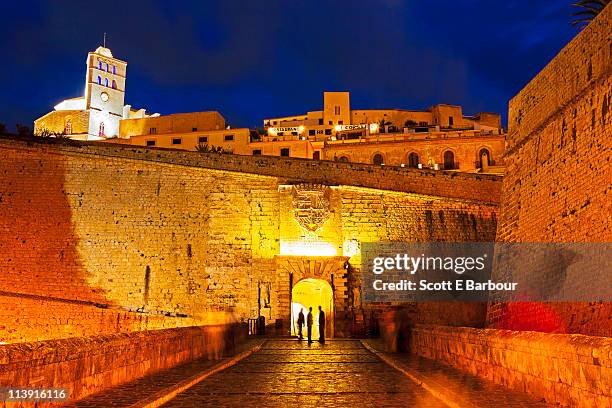 main entrance to walled city, d'alt vila. ibiza - ibiza foto e immagini stock