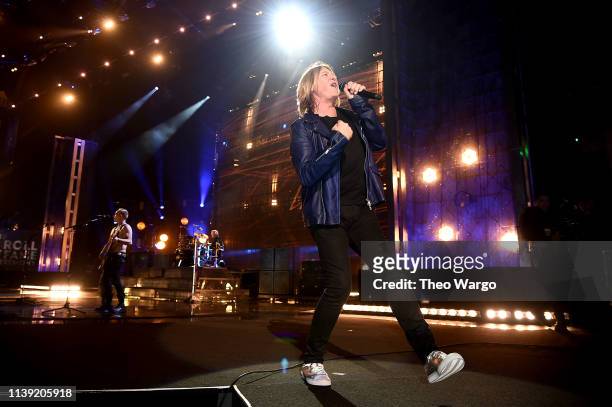 Inductee Joe Elliott of Def Leppard performs at the 2019 Rock & Roll Hall Of Fame Induction Ceremony - Show at Barclays Center on March 29, 2019 in...