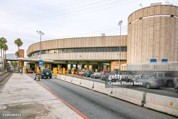 ee.uu./méxico frontera-calexico - mexicali fotografías e imágenes de stock