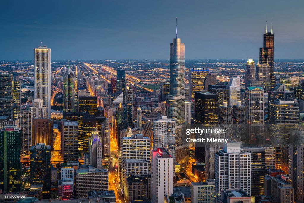 Chicago stadsgezicht bij nacht Aerial view