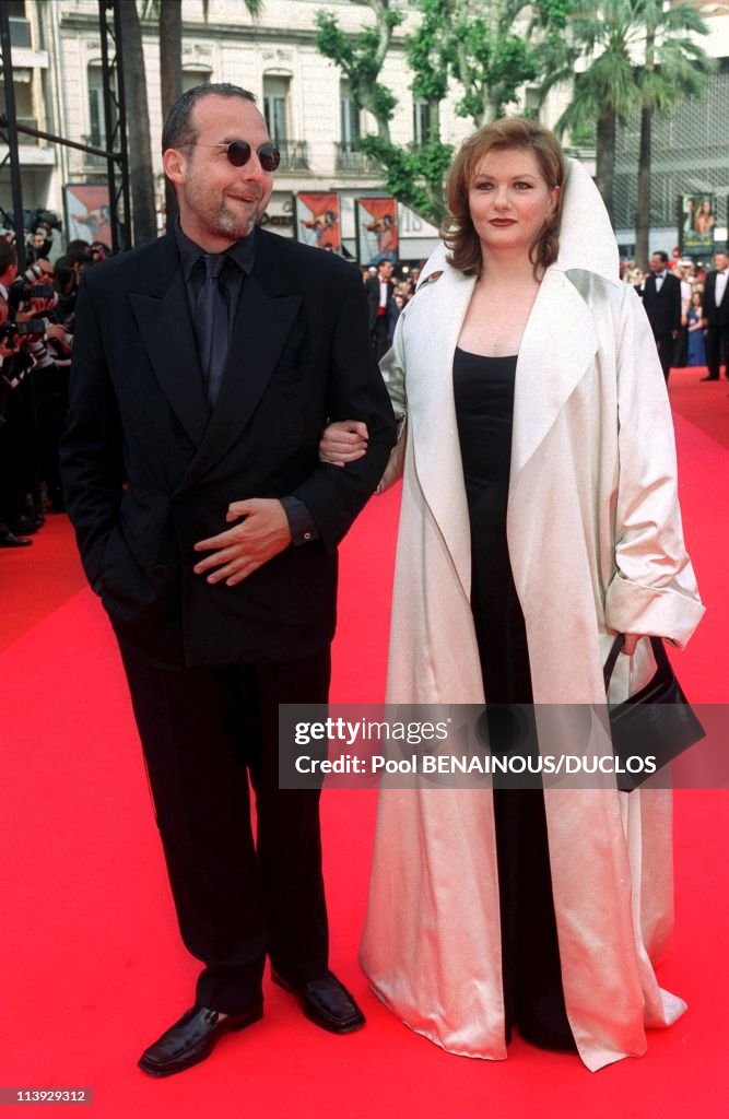 Cannes Film Festival : Stairs Of "Les Destinees Sentimentales" And "Saint Cyr" In Cannes, France On May 16, 2000-