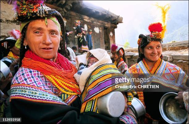 The pagan Kalash minority of Pakistan In Pakistan In July, 2001-Suri prao : At the first light of the very first day of Joshi , women who have given...