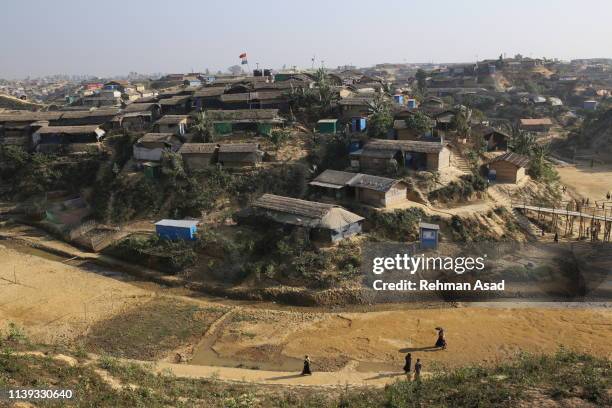 the world’s largest rohingya refugee camps in cox’s bazar - cox's bazar stock pictures, royalty-free photos & images