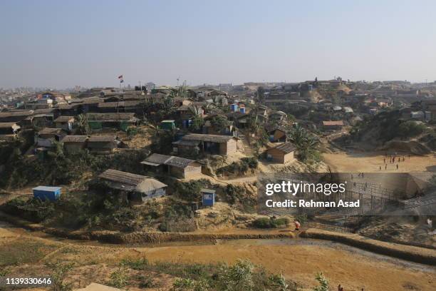 the world’s largest rohingya refugee camps in cox’s bazar - rohingya culture stock-fotos und bilder