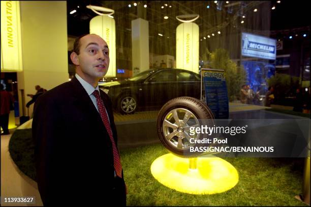 French president Jacques Chirac at the 2002 Paris auto show in Paris, France On September 27, 2002-Edouard Michelin.