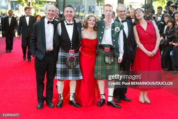 55th Cannes film festival: Stairs of "Sweet Sixteen" In Cannes, France On May 21, 2002-Martin Compston, Ken Loach, Anne-Marie Fulton, William Ruane .