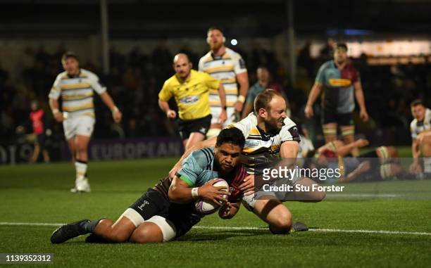 Ben Tapuai of Quins scores the second Quins try during the Challenge Cup Quarter Final match between Worcester Warriors and Harlequins at Sixways...