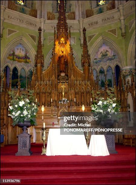 Wedding of singer Roch Voisine and Myriam St Jean at the St Viateur church In Montreal, Canada On December 21, 2002.