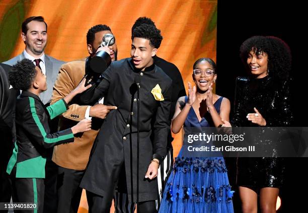 Miles Brown, Jeff Meacham, Anthony Anderson, Marcus Scribner, Marsai Martin, and Yara Shahidi accept the Outstanding Comedy Series award for...