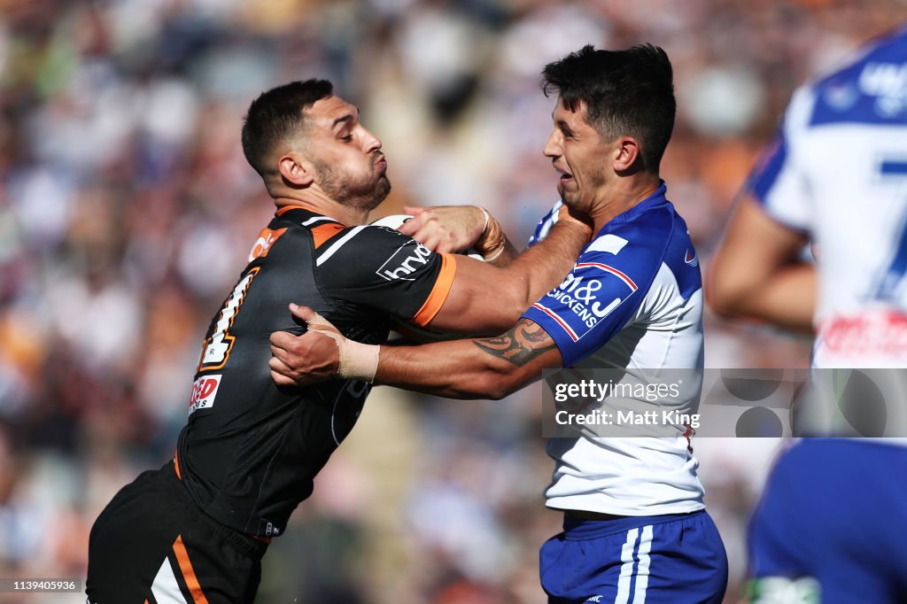 NRL Rd 3 - Wests Tigers v Bulldogs
