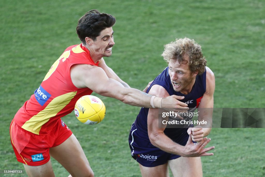 AFL Rd 2 - Gold Coast v Fremantle