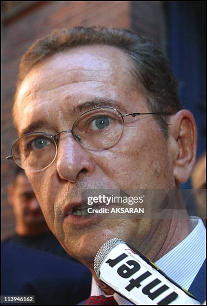 Dominique Baudis's exit of the Justice Palace of Toulouse after his confrontation with Patrice Alegre, Patricia, Lakhdar Messaoudene and the other...