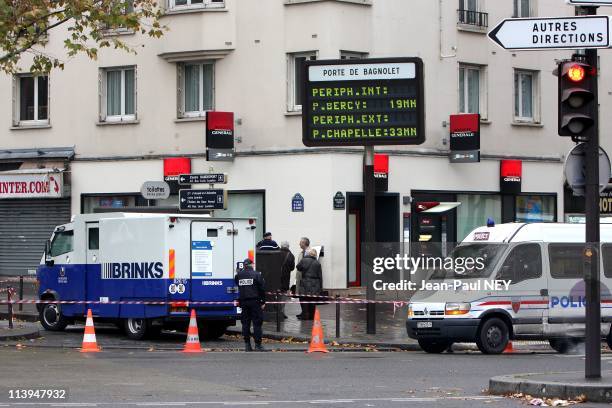 Turning a Brinks fourgon in Paris, France on November 29, 2007-Turning a Brinks fourgon at Davout boulevard in Paris in the twentieth district.