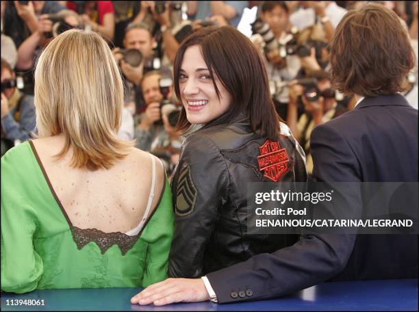 58th Cannes Film Festival: Photo-call of "Last days" In Cannes, France On May 13, 2005-Asia Argento.